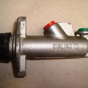 Maitre cylindre de frein S 1/2